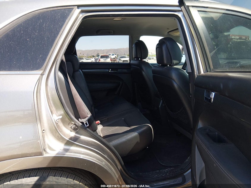 2011 Kia Sorento VIN 5XYKW4A21BG131899 IAAI salvage auction — NORMAL WEAR, Clear-Dealer Only (Arizona), sold $525 on 2026-07-28 (photo 8)