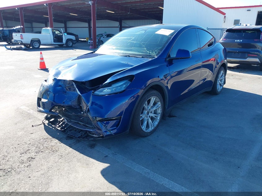 2022 Tesla Model y VIN 7SAYGDEEXNF485236 IAAI salvage auction — FRONT END, Salvage Title, sold $8,300 on 2026-07-30 (photo 2)