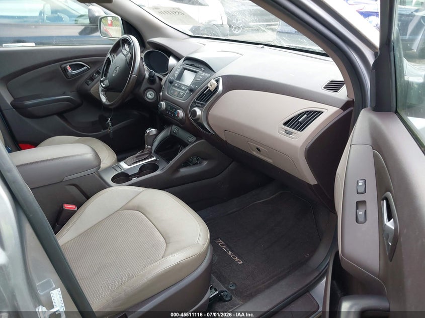 2015 Hyundai Tucson VIN KM8JUCAG9FU107213 IAAI salvage auction — NORMAL WEAR, Clear (Washington), sold $675 on 2026-07-29 (photo 5)