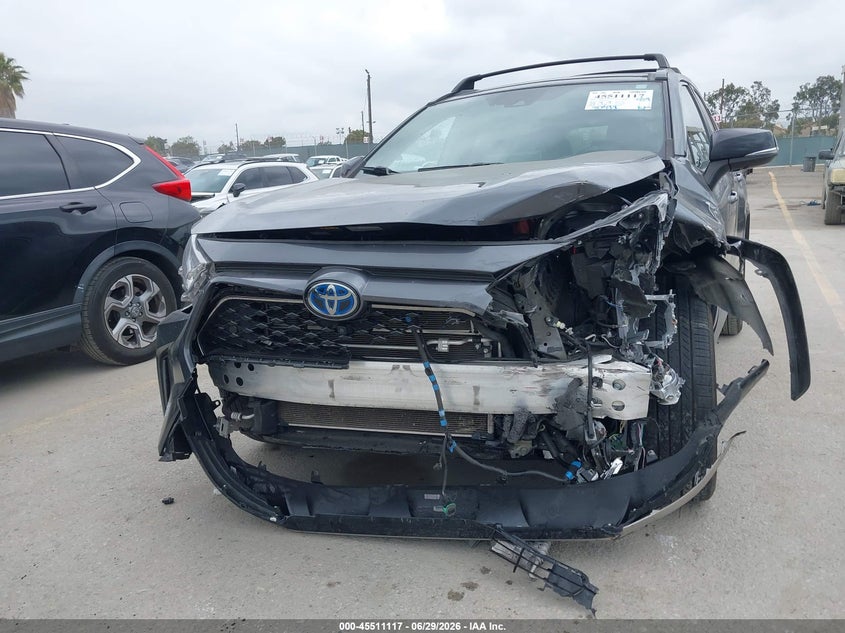 2021 Toyota Rav 4 VIN JTMFB3FV5MD017867 IAAI salvage auction — FRONT END, Salvage Title, sold $12,100 on 2026-07-22 (photo 6)