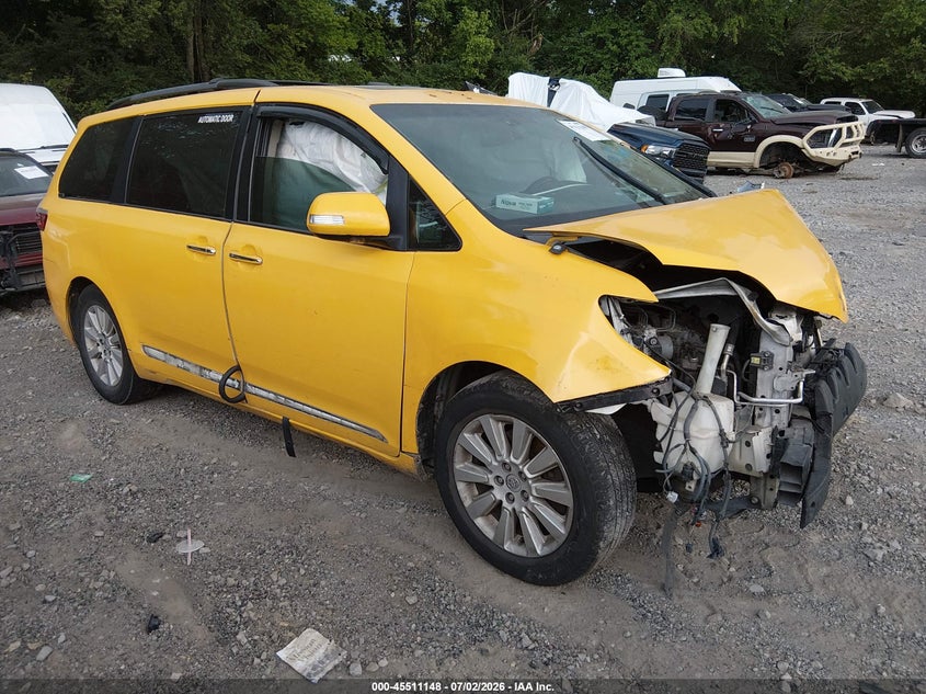 2016 Toyota Sienna VIN 5TDYK3DC1GS763400 IAAI salvage auction — FRONT END, Salvage (Tennessee), sold $900 on 2026-07-18 (photo 1)