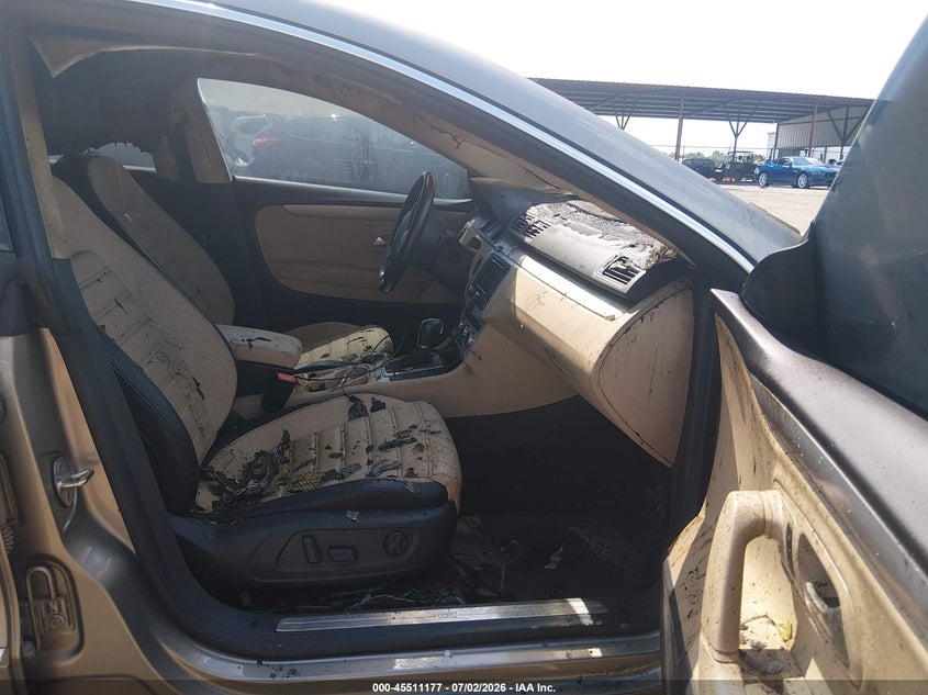 2015 Volkswagen Passat cc VIN WVWBN7AN2FE824722 IAAI salvage auction — ENGINE BURN, Salvage Title, sold $225 on 2026-08-12 (photo 5)