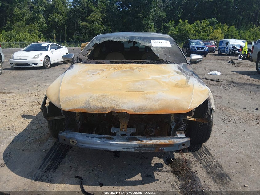 2015 Volkswagen Passat cc VIN WVWBN7AN2FE824722 IAAI salvage auction — ENGINE BURN, Salvage Title, sold $225 on 2026-08-12 (photo 6)