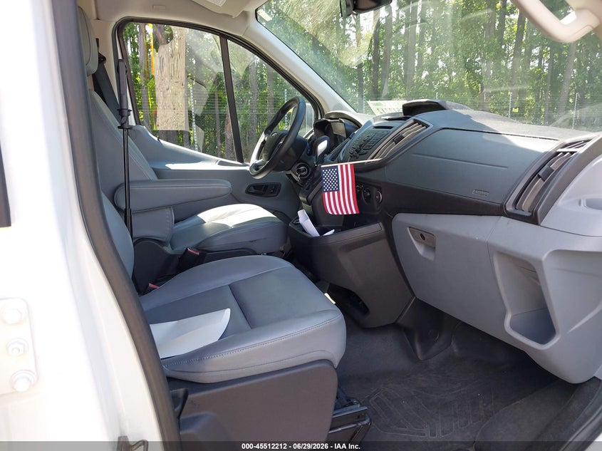2018 Ford Transit-350 VIN 1FBZX2ZM8JKB52901 IAAI salvage auction — NORMAL WEAR, SF97 (Virginia), sold $22,200 on 2026-07-22 (photo 5)