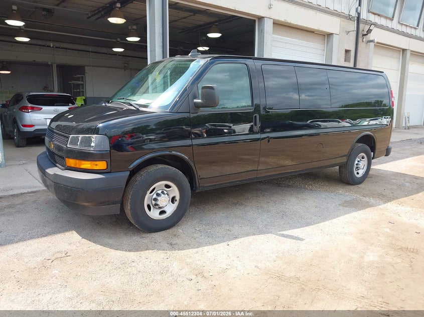 2020 Chevrolet Express VIN 1GAZGNFP0L1256263 IAAI salvage auction — LEFT SIDE, Sf97 (Minnesota), sold $16,600 on 2026-08-27 (photo 2)