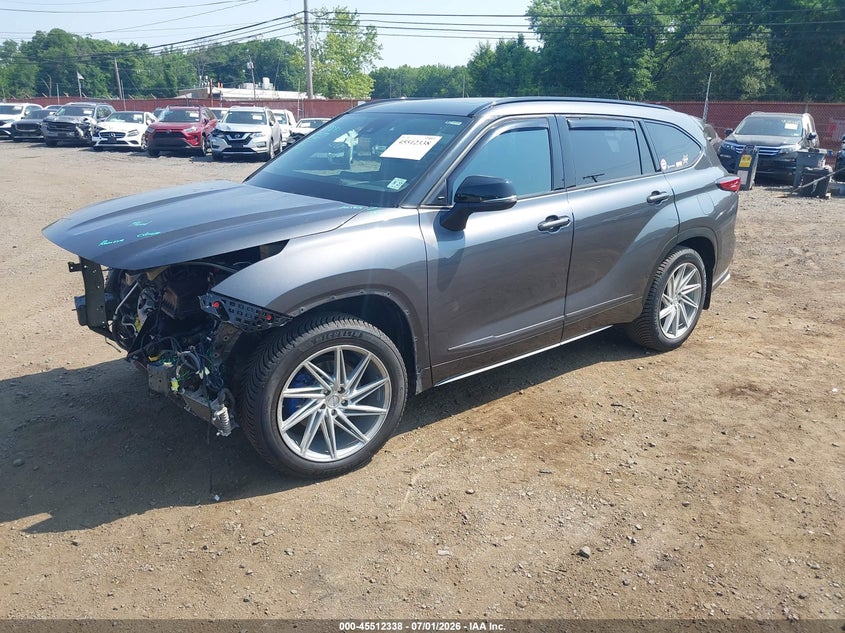 2022 Toyota Highlander VIN 5TDLZRBH0NS242348 IAAI salvage auction — FRONT END, Salvage (Idaho), sold $13,000 on 2026-07-22 (photo 2)
