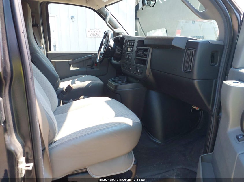 2017 Chevrolet Express 2500 VIN 1GAWGEFF9H1302660 IAAI salvage auction — LEFT SIDE, SF97 (Rhode Island), sold $16,000 on 2026-07-23 (photo 5)