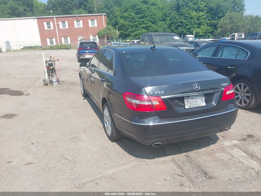 2013 Mercedes-benz E-klasse VIN WDDHF8JBXDA663758 IAAI salvage auction — NORMAL WEAR, Clear (Massachusetts), sold $1,375 on 2026-07-21 (photo 3)