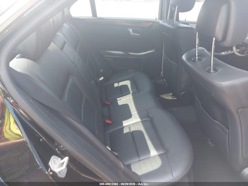 2013 Mercedes-benz E-klasse VIN WDDHF8JBXDA663758 IAAI salvage auction — NORMAL WEAR, Clear (Massachusetts), sold $1,375 on 2026-07-21 (photo 8)