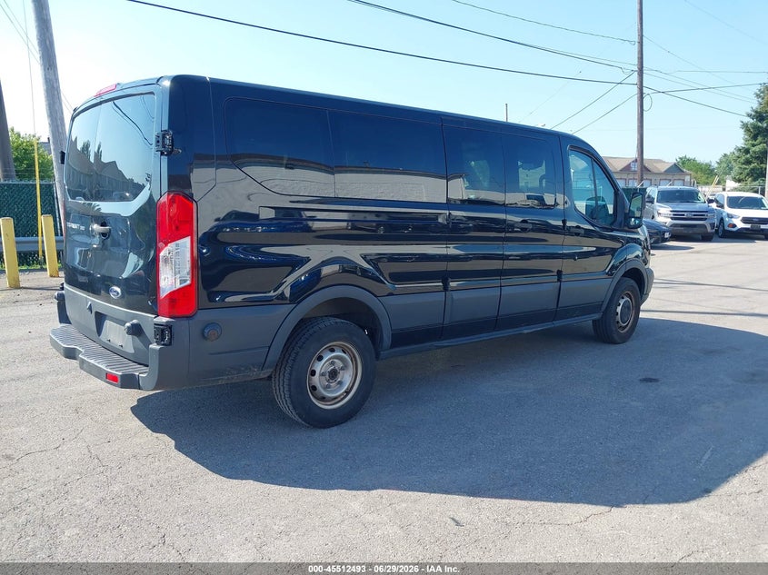 2018 Ford Transit-350 VIN 1FBZX2ZM5JKB52774 IAAI salvage auction — NORMAL WEAR, Sf97 (New York), sold $19,200 on 2026-07-23 (photo 4)