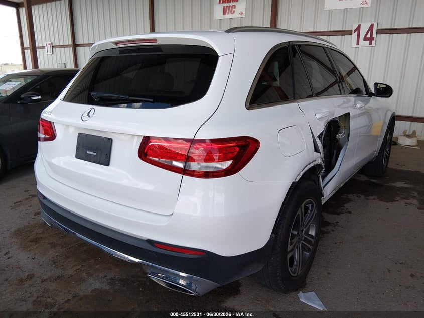 2018 Mercedes-Benz GLC-Class VIN WDC0G4JB2JV087742 IAAI salvage auction — RIGHT SIDE, Salvage Title, sold $25 on 2026-09-26 (photo 4)