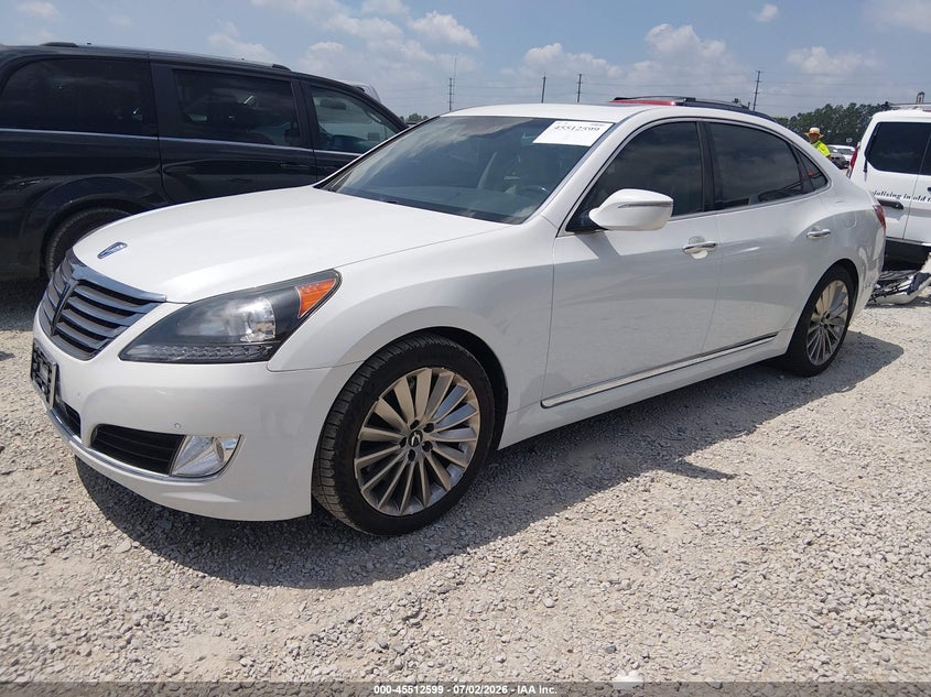 2014 Hyundai Equus VIN KMHGH4JHXEU077392 IAAI salvage auction — NORMAL WEAR, Salvage Title, sold $425 on 2026-07-29 (photo 2)