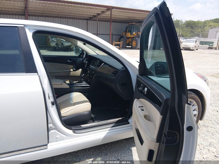 2014 Hyundai Equus VIN KMHGH4JHXEU077392 IAAI salvage auction — NORMAL WEAR, Salvage Title, sold $425 on 2026-07-29 (photo 5)