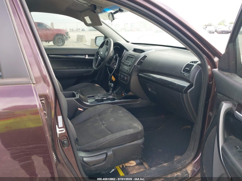 2014 Kia Sorento VIN 5XYKT4A75EG471517 IAAI salvage auction — NORMAL WEAR, Original (Texas), sold $1,050 on 2026-07-22 (photo 5)