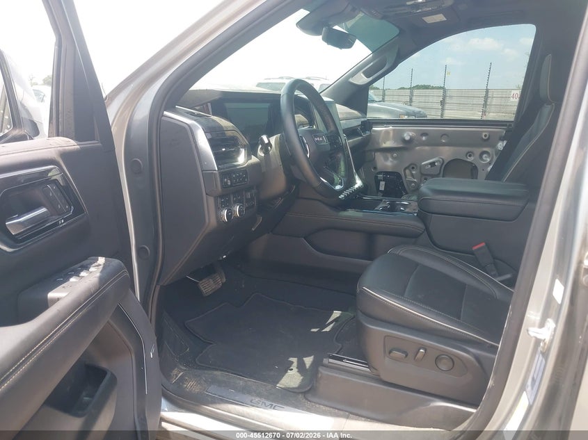 2025 Gmc Yukon VIN 1GKS2BRD2SR278969 IAAI salvage auction — RIGHT SIDE, Salvage Title, sold $39,000 on 2026-08-24 (photo 5)