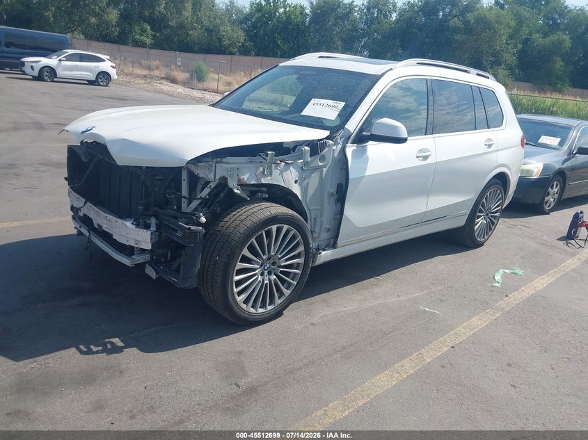 2021 BMW X7 VIN 5UXCW2C03M9G55758 IAAI salvage auction — FRONT END, Salvage Title, sold $12,000 on 2026-09-08 (photo 2)