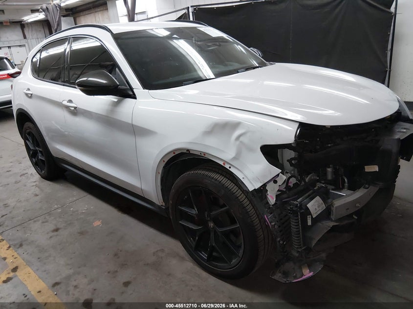 2019 Alfa romeo Stelvio VIN ZASPAJAN3K7C70823 IAAI salvage auction — FRONT END, Salvage (Arizona), sold $4,050 on 2026-07-27 (photo 1)