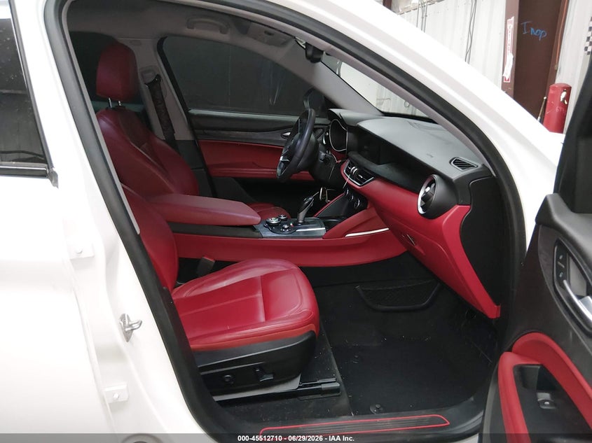 2019 Alfa romeo Stelvio VIN ZASPAJAN3K7C70823 IAAI salvage auction — FRONT END, Salvage (Arizona), sold $4,050 on 2026-07-27 (photo 5)
