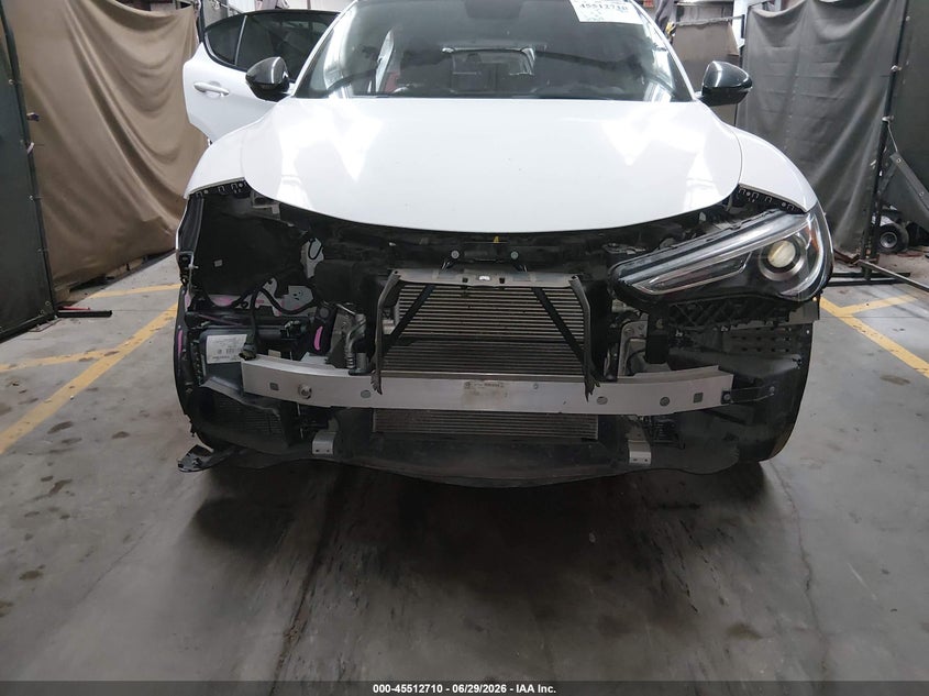 2019 Alfa romeo Stelvio VIN ZASPAJAN3K7C70823 IAAI salvage auction — FRONT END, Salvage (Arizona), sold $4,050 on 2026-07-27 (photo 6)
