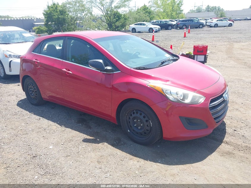 2016 Hyundai Elantra VIN KMHD35LH2GU261278 IAAI salvage auction — NORMAL WEAR, Clear (New York), sold $575 on 2026-07-28 (photo 1)