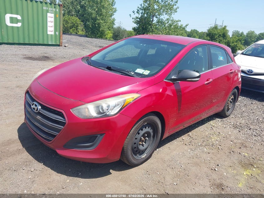 2016 Hyundai Elantra VIN KMHD35LH2GU261278 IAAI salvage auction — NORMAL WEAR, Clear (New York), sold $575 on 2026-07-28 (photo 2)