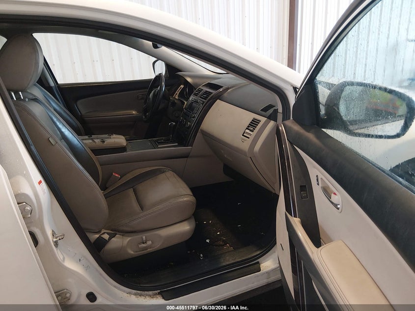 2011 Mazda Cx-9 VIN JM3TB3DV8B0330980 IAAI salvage auction — NORMAL WEAR, Clear (Delaware), sold $400 on 2026-07-30 (photo 5)