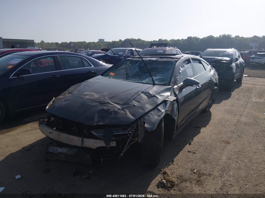 2024 Audi A7 VIN WAUV2BF27RN064022 IAAI salvage auction — ROLLOVER, Salvage Title, sold $575 on 2026-07-28 (photo 2)