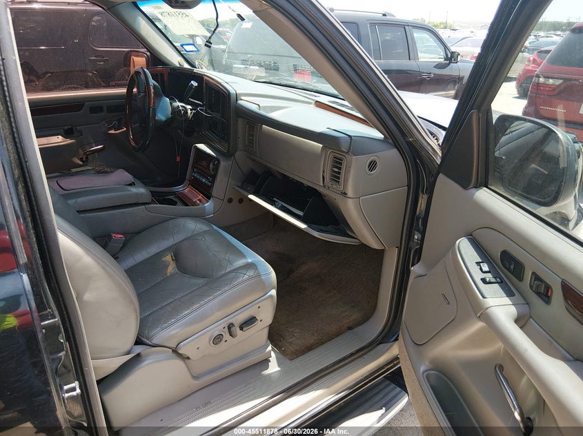 2003 Cadillac Escalade VIN 1GYEK63N23R118281 IAAI salvage auction — NORMAL WEAR, Original (Texas), sold $850 on 2026-08-03 (photo 5)