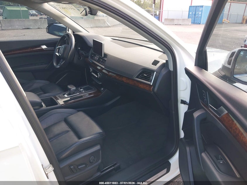 2018 Audi Q5 VIN WA1BNAFY4J2021835 IAAI salvage auction — FRONT END, Rebuildable (Florida), sold $6,550 on 2026-07-14 (photo 5)