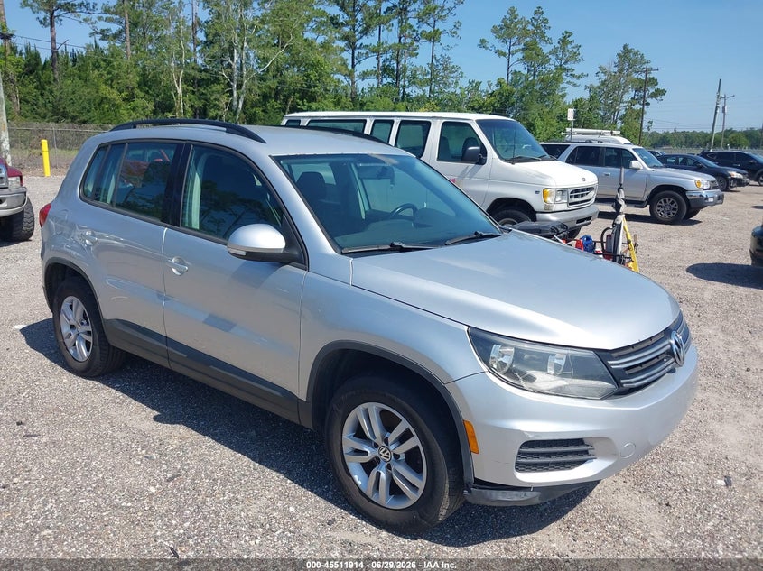 2015 Volkswagen Tiguan VIN WVGAV7AX0FW547202 IAAI salvage auction — MECHANICAL, Clear (Florida), sold $375 on 2026-07-20 (photo 1)