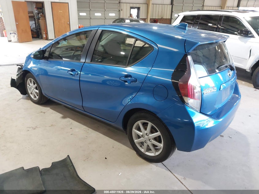 2016 Toyota Prius c VIN JTDKDTB33G1115900 IAAI salvage auction — LEFT FRONT, Salvage Title, sold $2,600 on 2026-08-20 (photo 3)