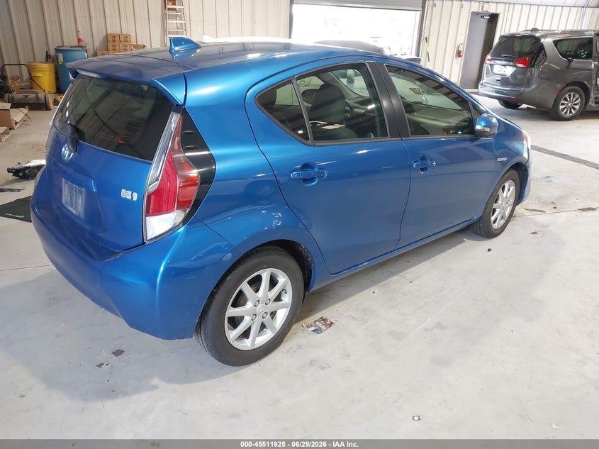 2016 Toyota Prius c VIN JTDKDTB33G1115900 IAAI salvage auction — LEFT FRONT, Salvage Title, sold $2,600 on 2026-08-20 (photo 4)
