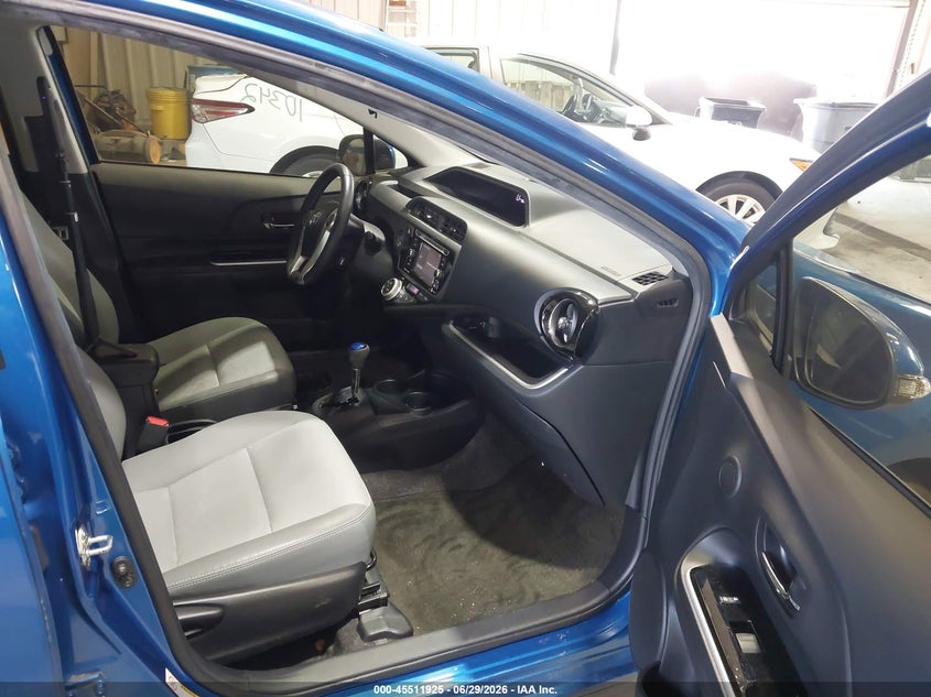 2016 Toyota Prius c VIN JTDKDTB33G1115900 IAAI salvage auction — LEFT FRONT, Salvage Title, sold $2,600 on 2026-08-20 (photo 5)