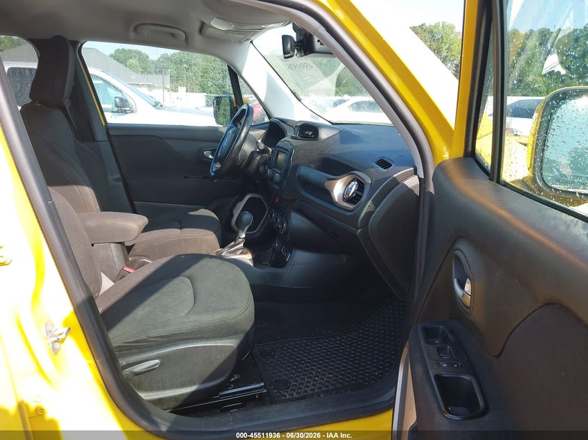 2017 Jeep Renegade VIN ZACCJBBB1HPG10385 IAAI salvage auction — NORMAL WEAR, Repossession Paperwork (Georgia), sold $1,450 on 2026-08-05 (photo 5)