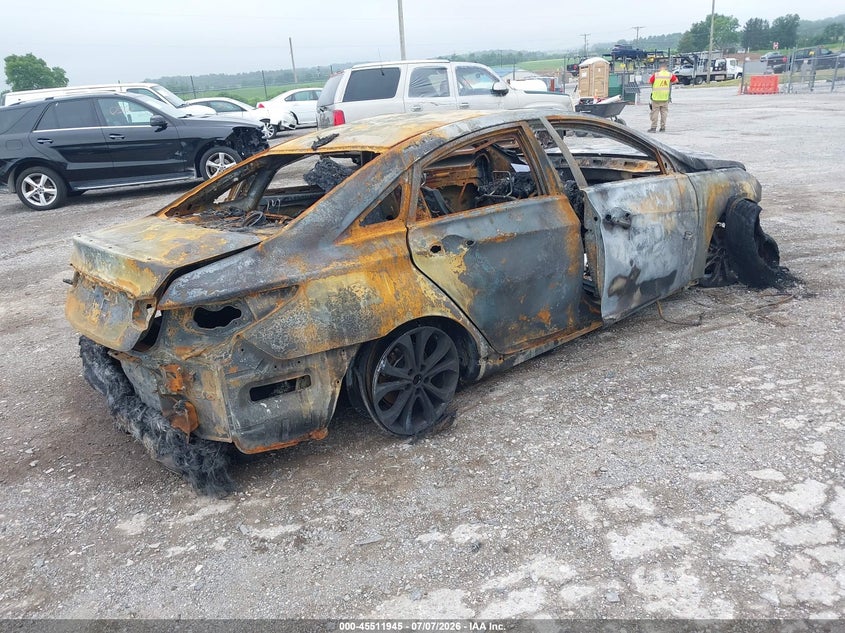 2014 Hyundai Sonata VIN 5NPEC4AC3EH906053 IAAI salvage auction — TOTAL BURN, Salvage (Pennsylvania), sold $25 on 2026-07-22 (photo 4)