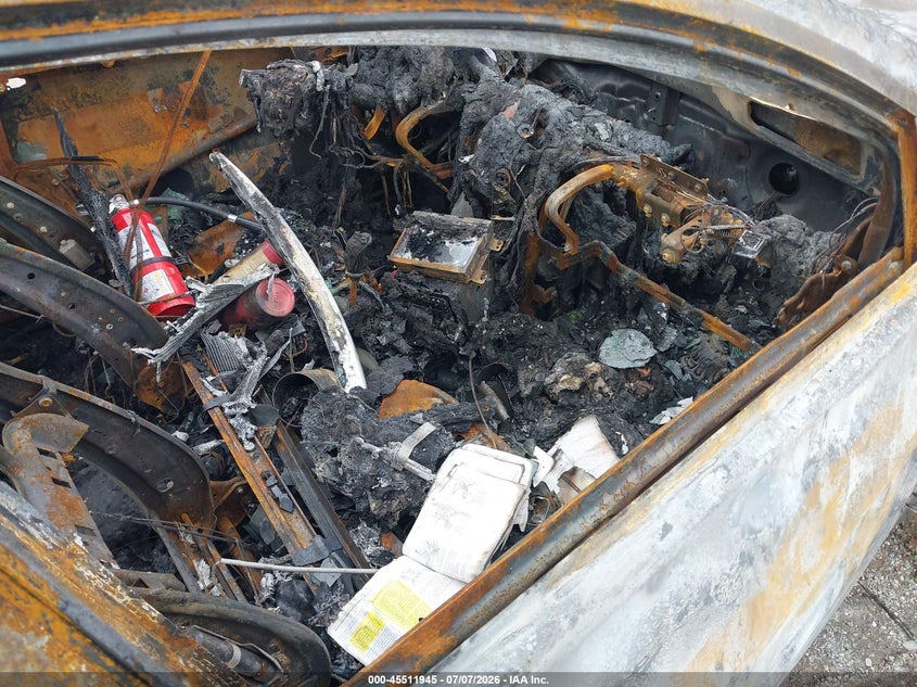 2014 Hyundai Sonata VIN 5NPEC4AC3EH906053 IAAI salvage auction — TOTAL BURN, Salvage (Pennsylvania), sold $25 on 2026-07-22 (photo 5)