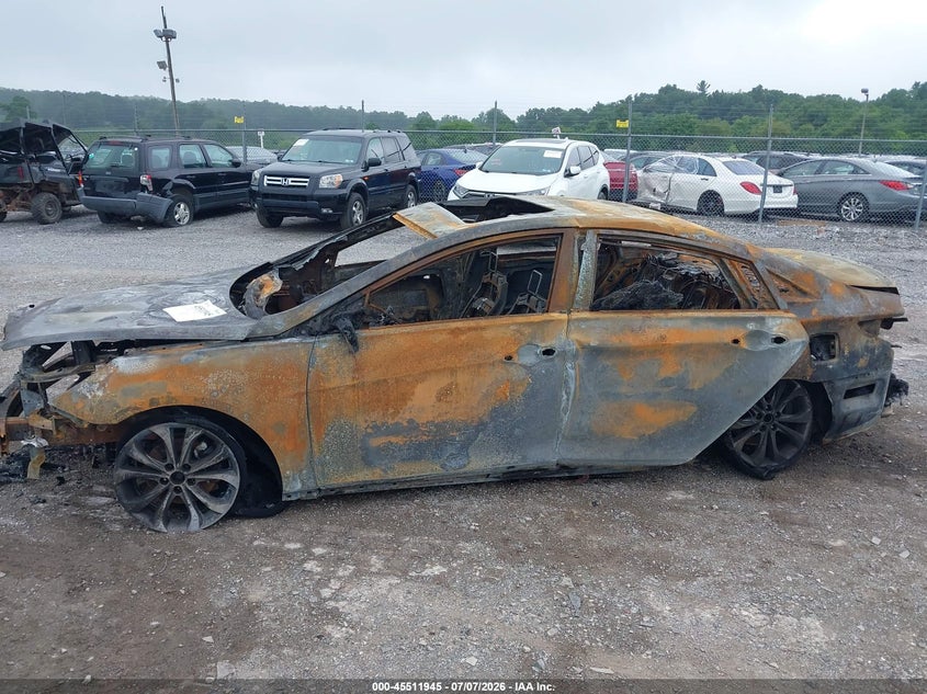 2014 Hyundai Sonata VIN 5NPEC4AC3EH906053 IAAI salvage auction — TOTAL BURN, Salvage (Pennsylvania), sold $25 on 2026-07-22 (photo 6)