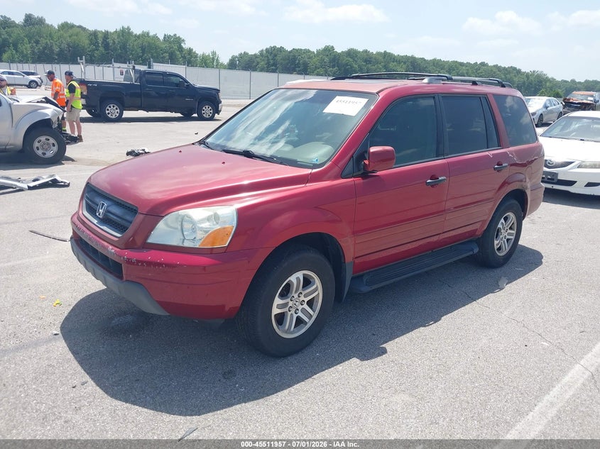 2005 Honda Pilot VIN 2HKYF185X5H548198 IAAI salvage auction — NORMAL WEAR, Clear (Indiana), sold $225 on 2026-07-18 (photo 2)