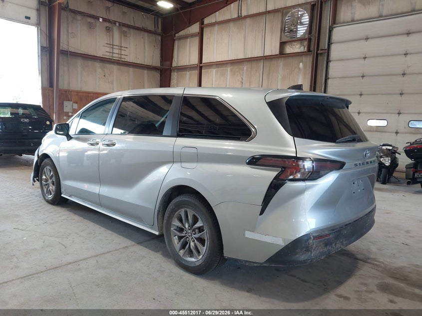 2023 Toyota Sienna VIN 5TDKRKEC3PS165870 IAAI salvage auction — FRONT END, Clear (Oklahoma), sold $10,600 on 2026-07-15 (photo 3)