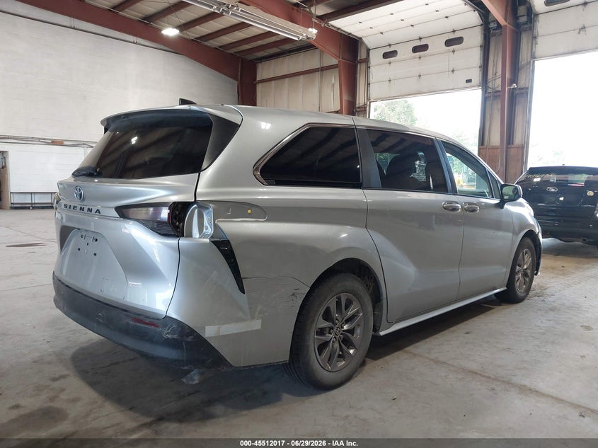 2023 Toyota Sienna VIN 5TDKRKEC3PS165870 IAAI salvage auction — FRONT END, Clear (Oklahoma), sold $10,600 on 2026-07-15 (photo 4)