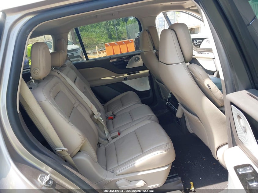 2020 Lincoln Aviator VIN 5LM5J7XC3LGL32207 IAAI salvage auction — FRONT END, Salvage - Greater Than 75% (Maryland), sold $7,200 on 2026-07-28 (photo 8)