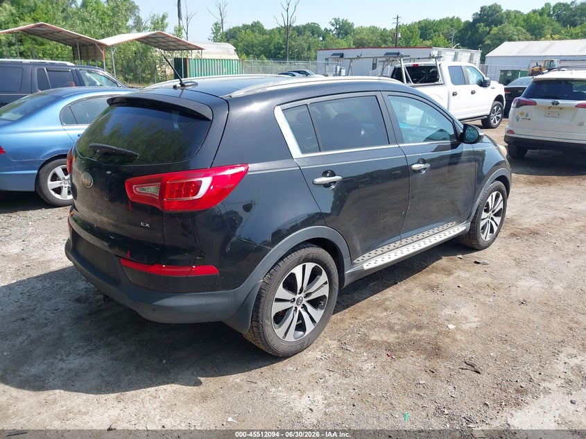 2013 Kia Sportage VIN KNDPC3A22D7479154 IAAI salvage auction — NORMAL WEAR, Clear (Maryland), sold $1,800 on 2026-07-07 (photo 4)