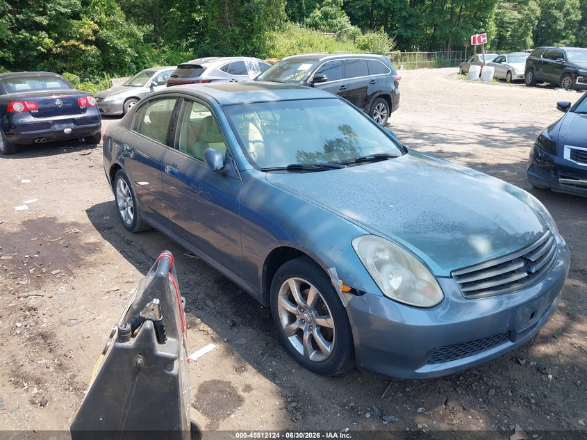 2005 Infiniti G35 VIN JNKCV51FX5M310346 IAAI salvage auction — NORMAL WEAR, Clear (New York), sold $500 on 2026-07-28 (photo 1)