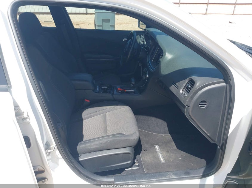 2019 Dodge Charger VIN 2C3CDXBGXKH603318 IAAI salvage auction — WATER/FLOOD, Salvage Title, sold $4,050 on 2026-08-15 (photo 5)