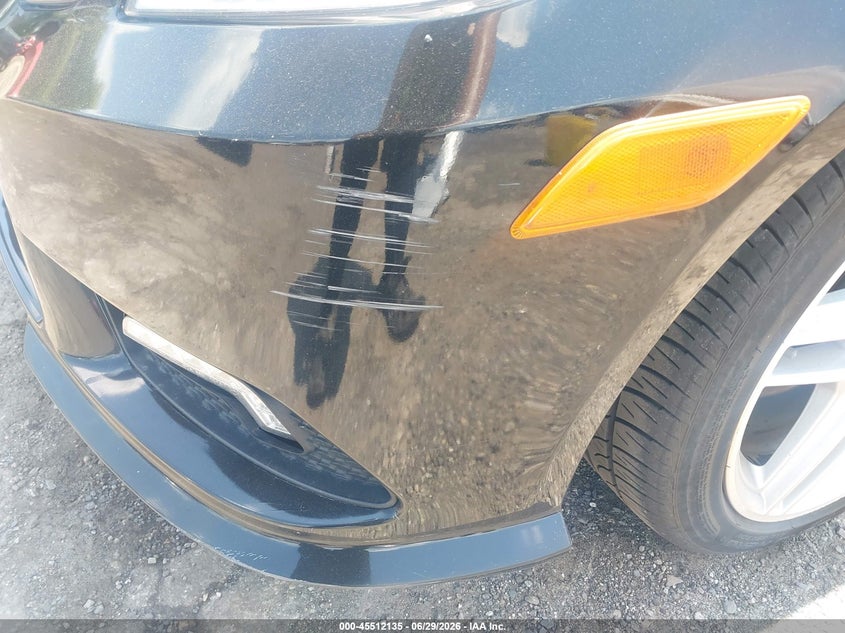 2011 Mercedes-benz E-class VIN WDDHF8HB4BA413192 IAAI salvage auction — NORMAL WEAR, Clear (Pennsylvania), sold $2,275 on 2026-07-10 (photo 6)