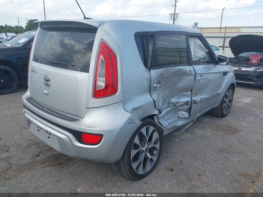 2013 Kia Soul VIN KNDJT2A6XD7771671 IAAI salvage auction — RIGHT SIDE, Salvage Title, sold $325 on 2026-07-29 (photo 4)
