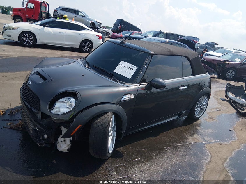 2015 Mini Convertible VIN WMWMR9C5XFT499493 IAAI salvage auction — FRONT END, Wait Title, sold $975 on 2026-09-30 (photo 2)