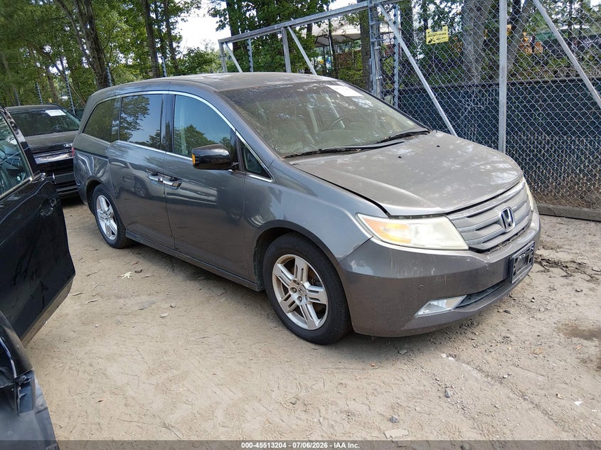 2013 Honda Odyssey VIN 5FNRL5H99DB011570 IAAI salvage auction — SIDE, Clear (Virginia), sold $1,750 on 2026-07-19 (photo 1)