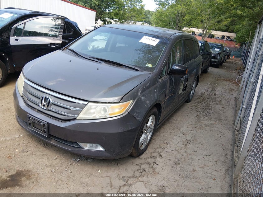 2013 Honda Odyssey VIN 5FNRL5H99DB011570 IAAI salvage auction — SIDE, Clear (Virginia), sold $1,750 on 2026-07-19 (photo 2)