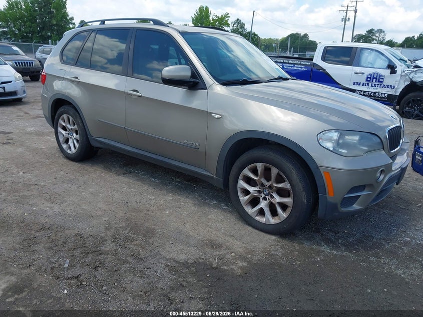 2012 BMW X5 VIN 5UXZV4C56CL990435 IAAI salvage auction — NORMAL WEAR, Clear (Maryland), sold $400 on 2026-07-31 (photo 1)